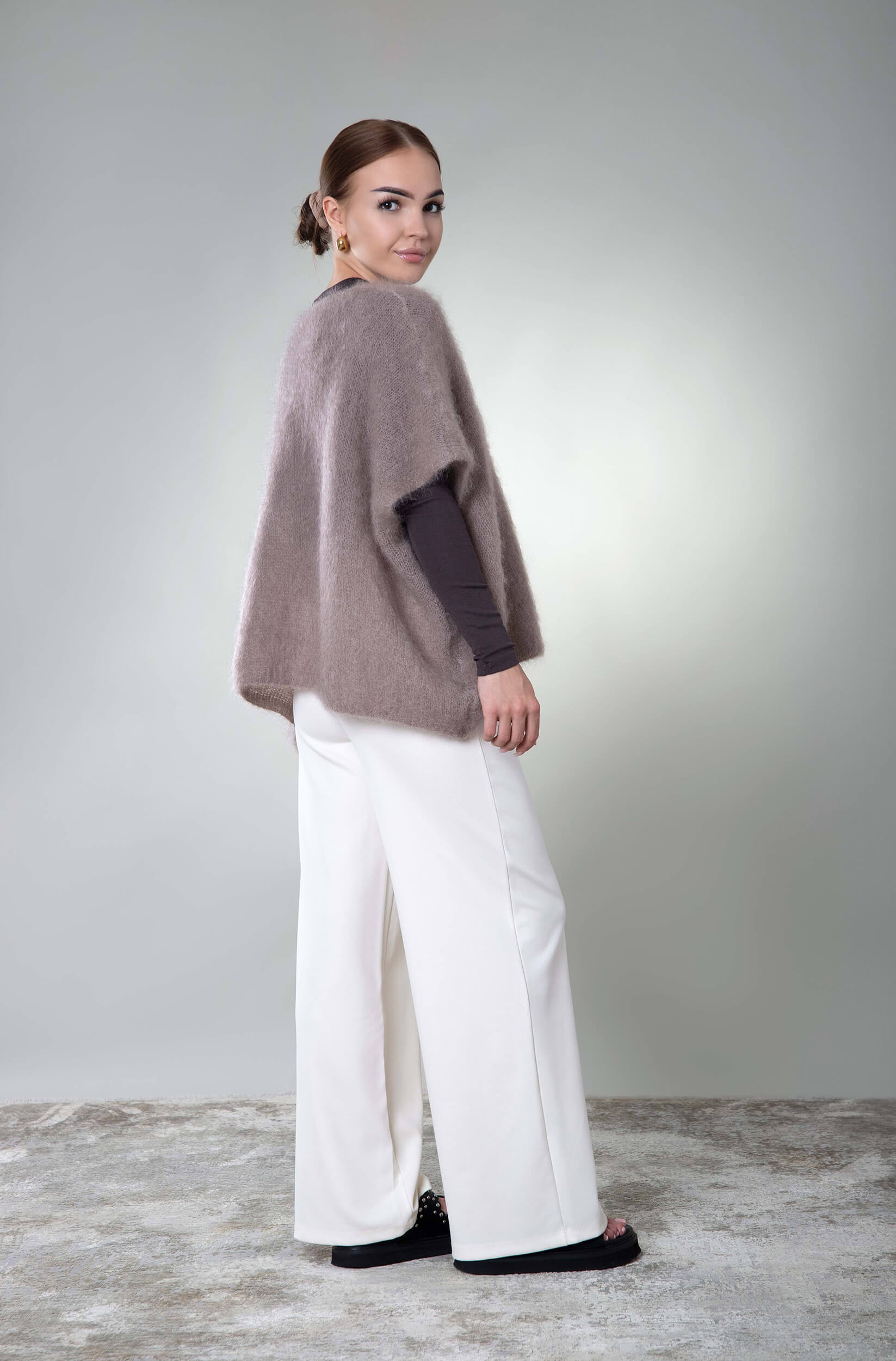 Kamizelka moherowa Enna - jasny brąz - obrazek 2