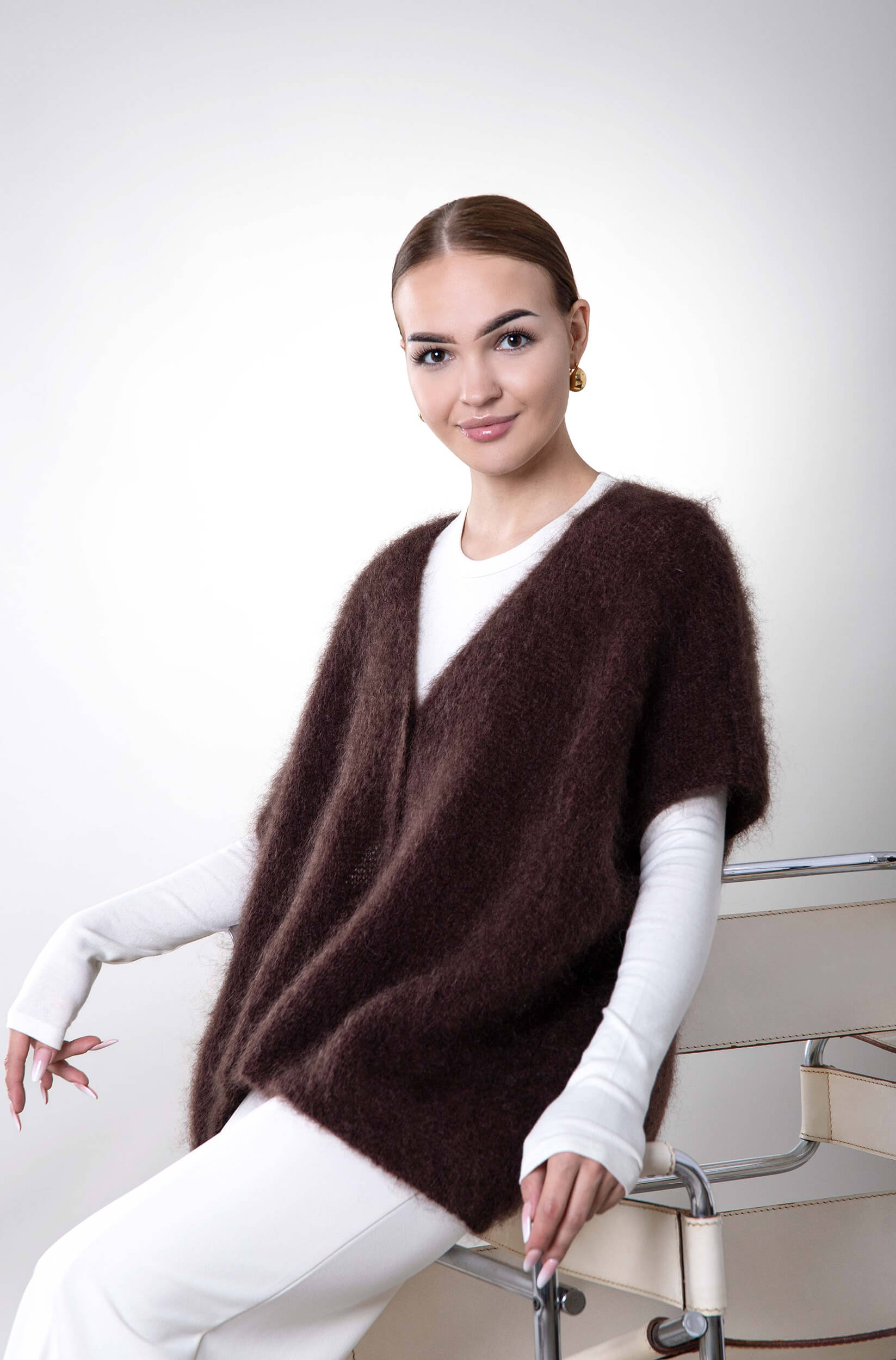 Kamizelka moherowa Enna - brązowa - obrazek 2