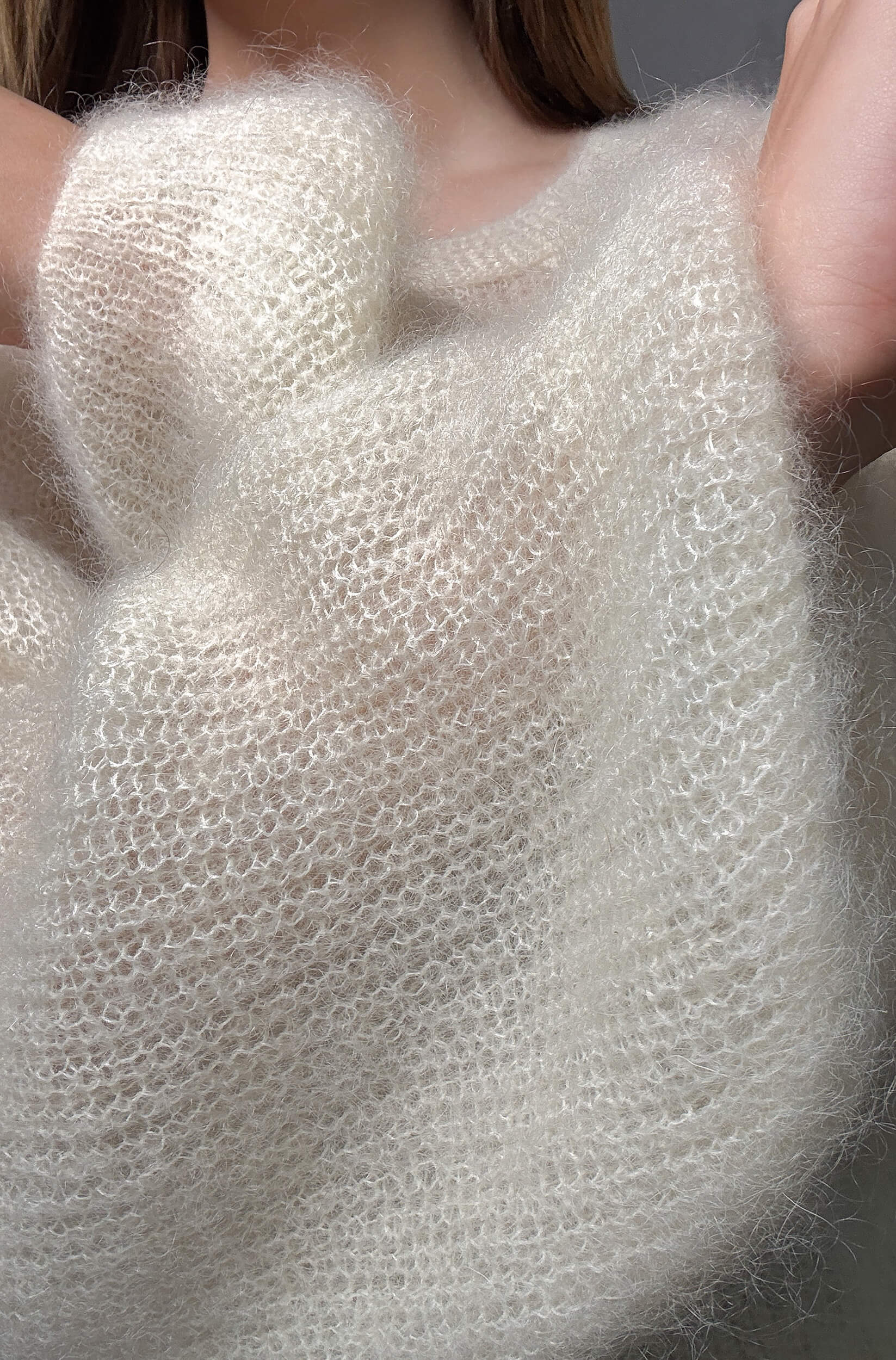 Sweter moherowy Gavi – kremowy - obrazek 5