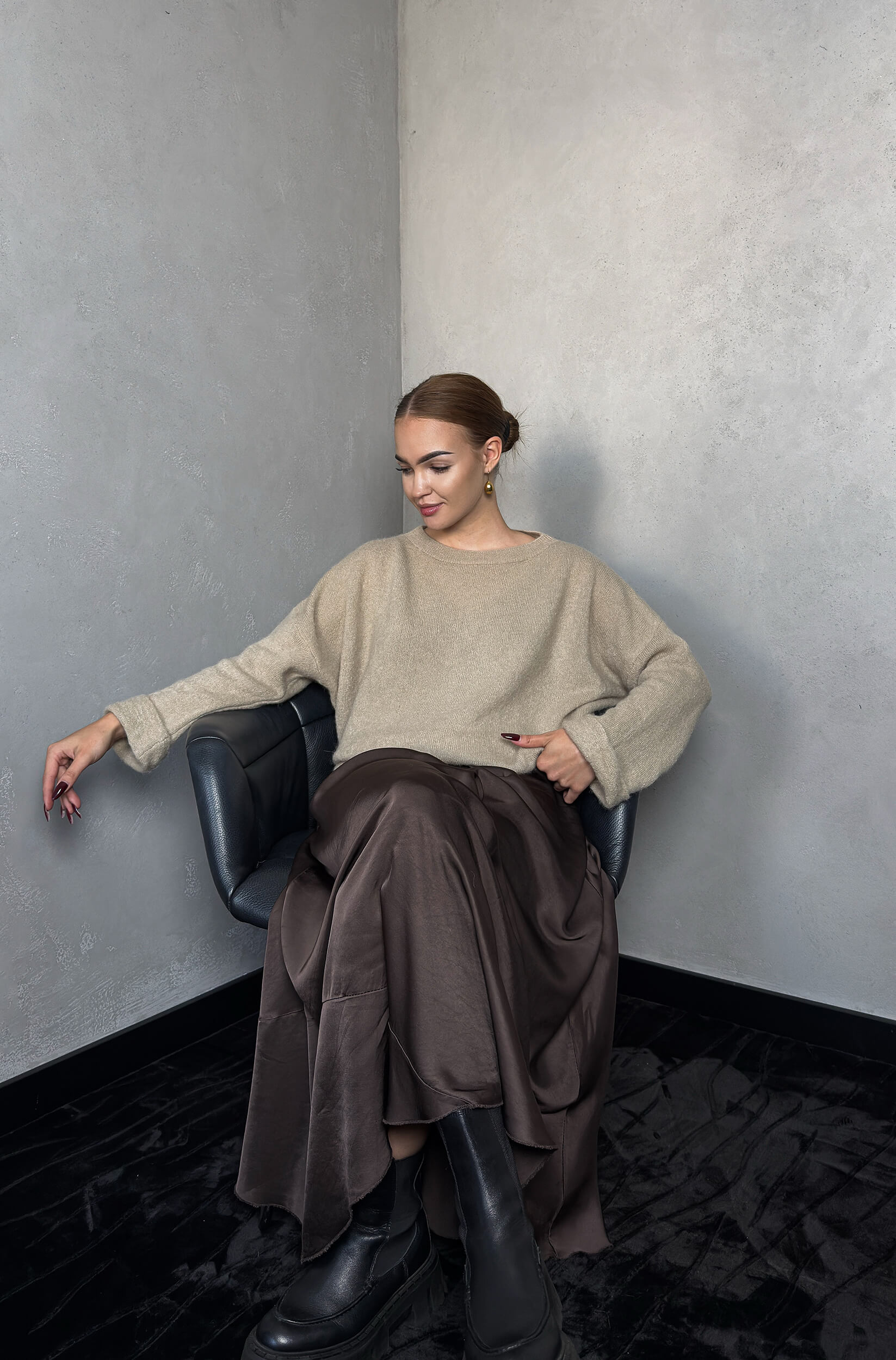 Sweter z wełny alpaki Ami - kremowy