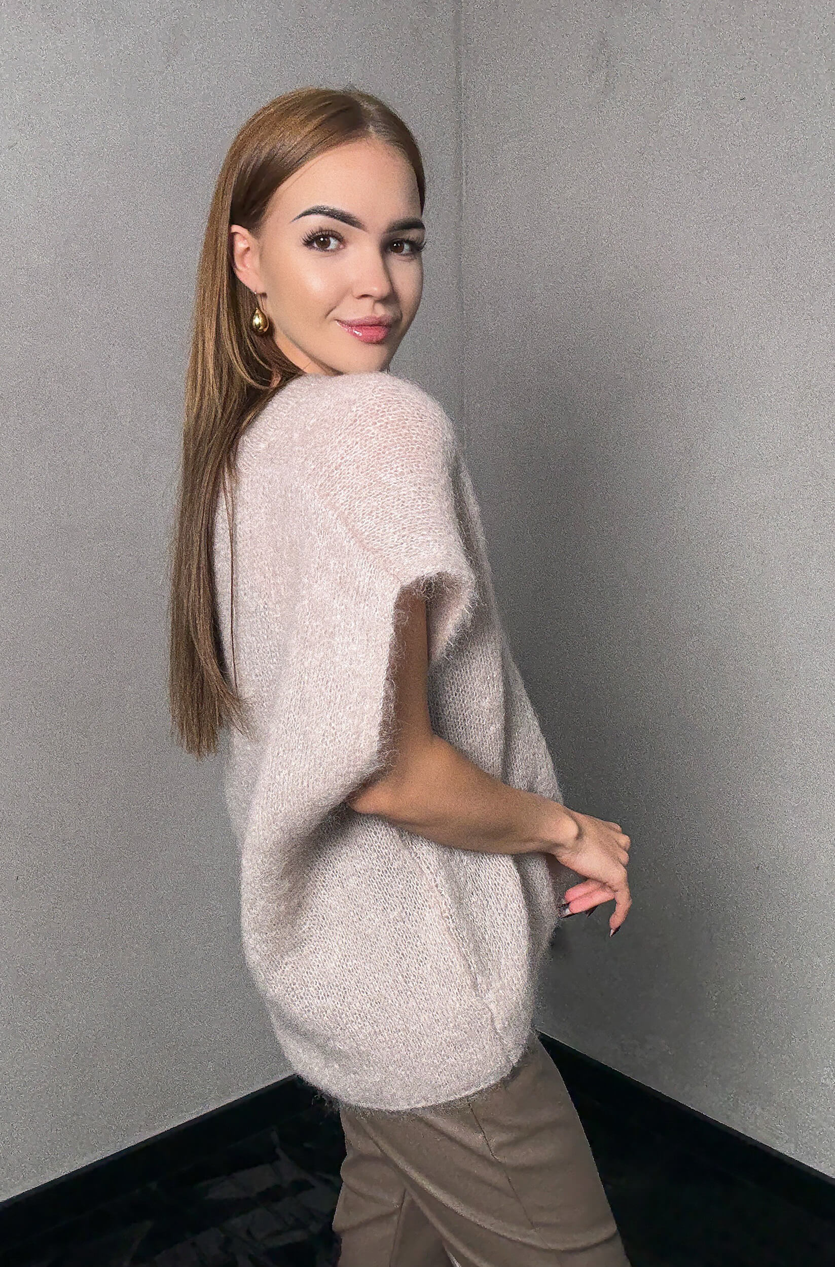 Kamizelka moherowa Nemi - kremowa