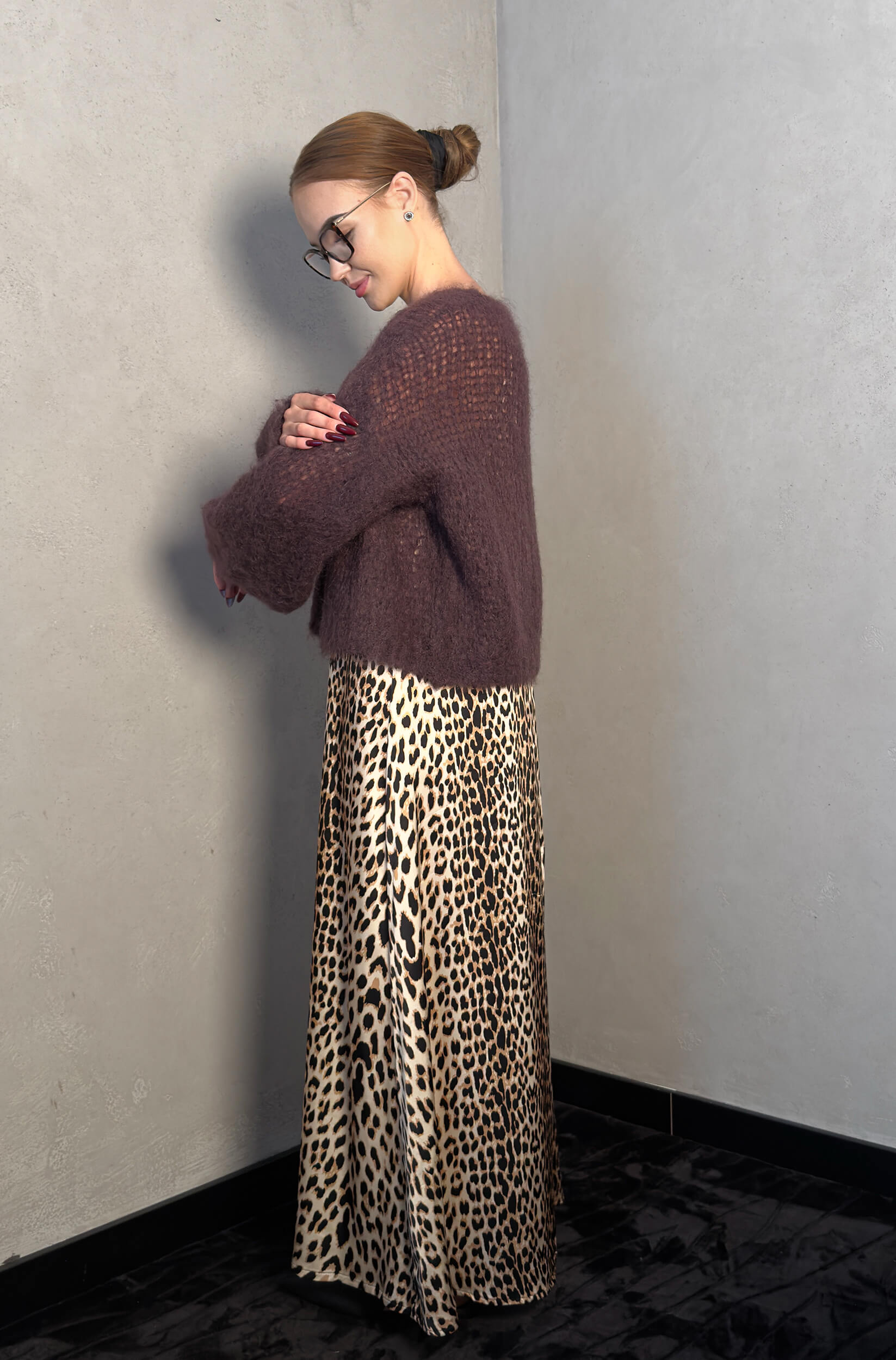 Sweter moherowy Lia - brązowy - obrazek 2