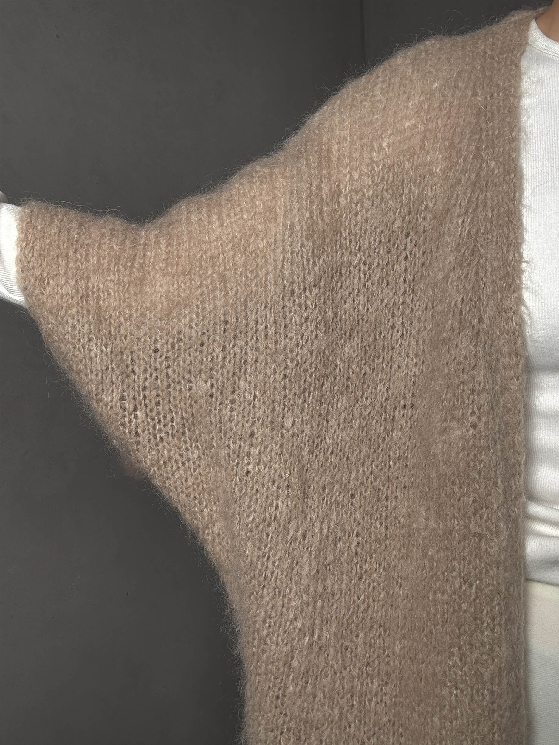 Kardigan moherowy Aosta - taupe - obrazek 3