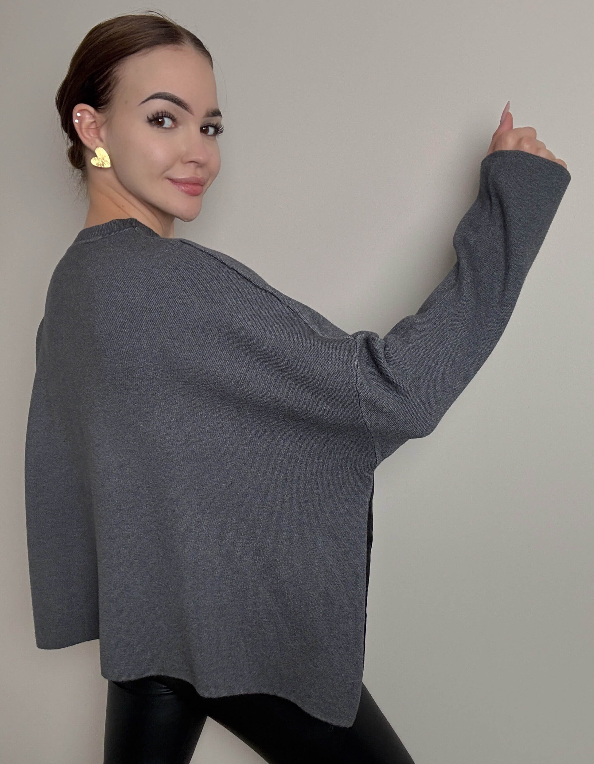 Sweter z wiskozy Amalfi - szary - Image 3